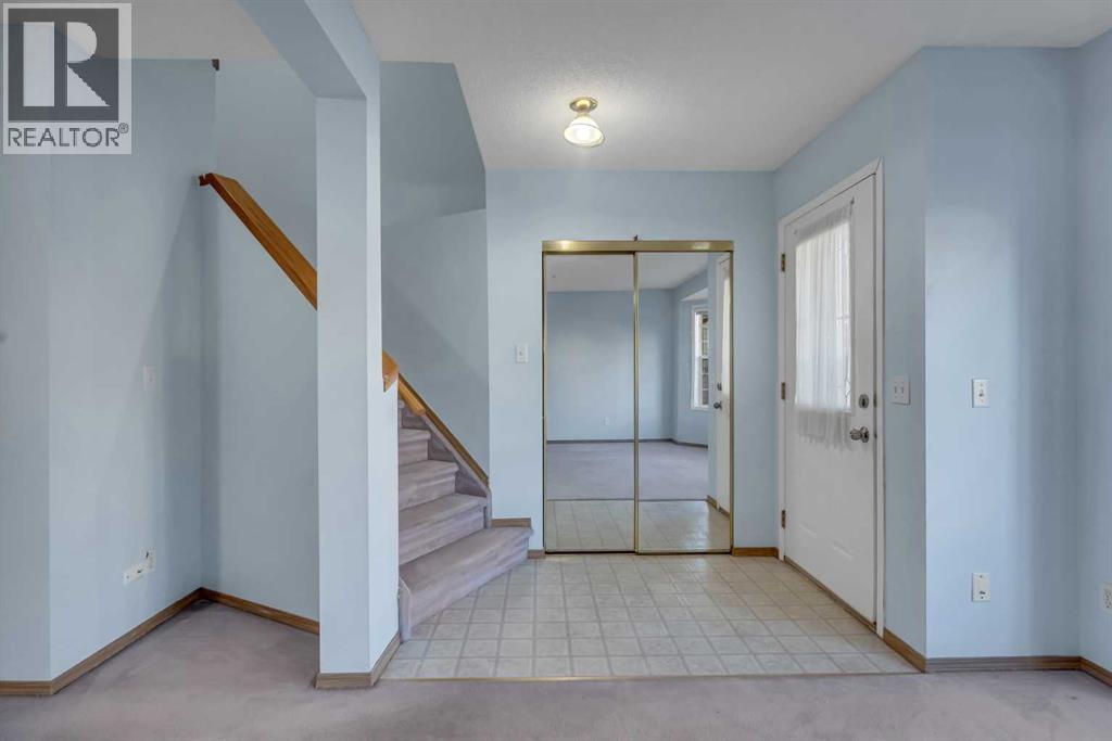 350 Arbour Grove Close Nw Property Photo 6