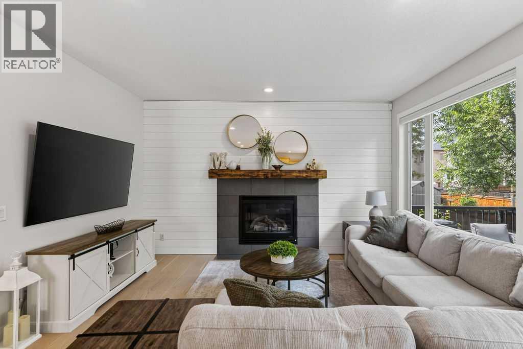 214 Cranleigh View Se Property Photo 18