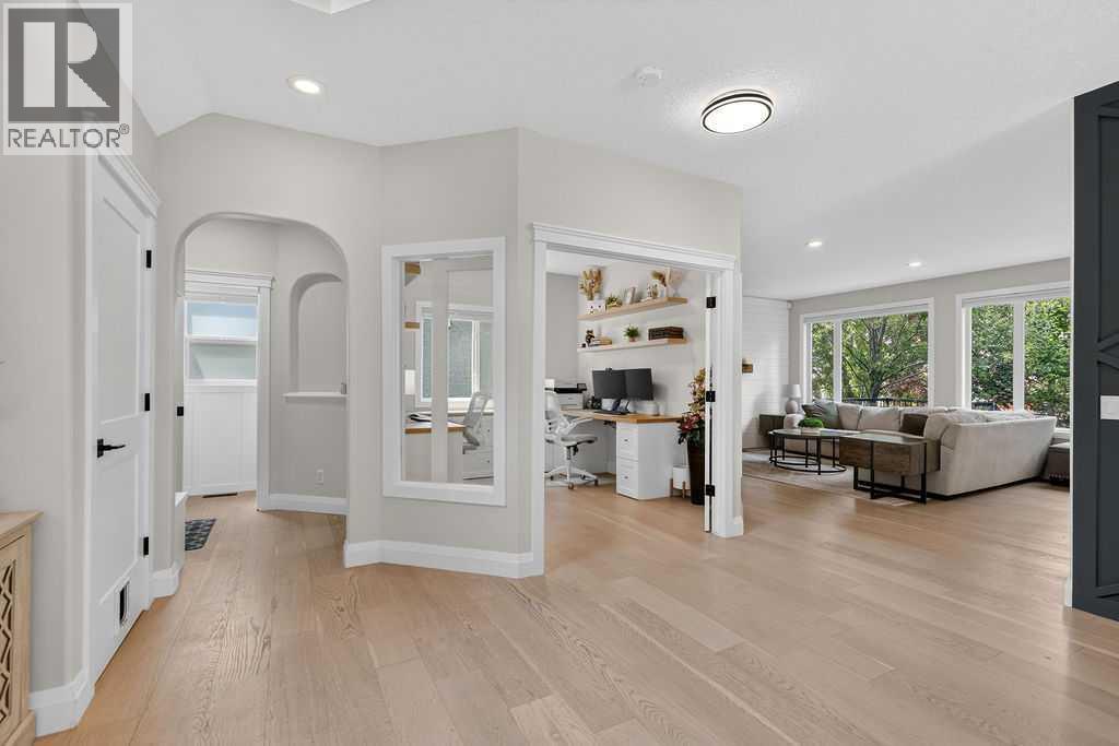 214 Cranleigh View Se Property Photo 23