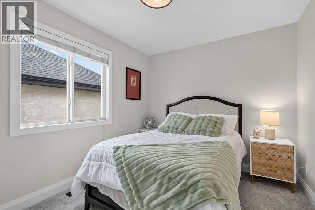 214 Cranleigh View Se Property Photo 34