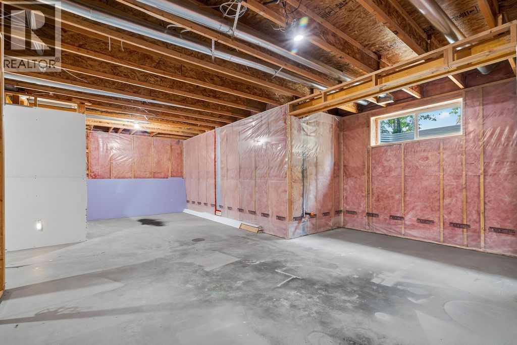 214 Cranleigh View Se Property Photo 40