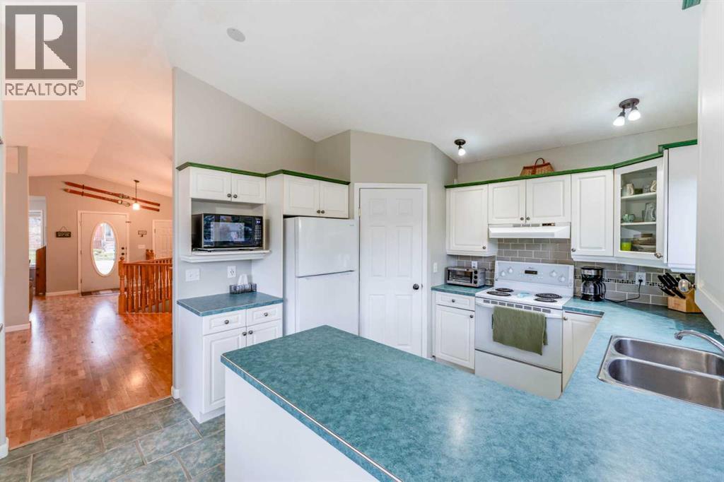3013 214 Street Property Photo 3