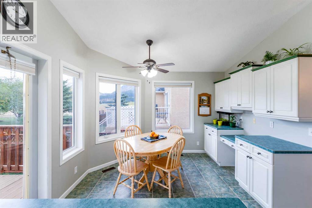3013 214 Street Property Photo 6