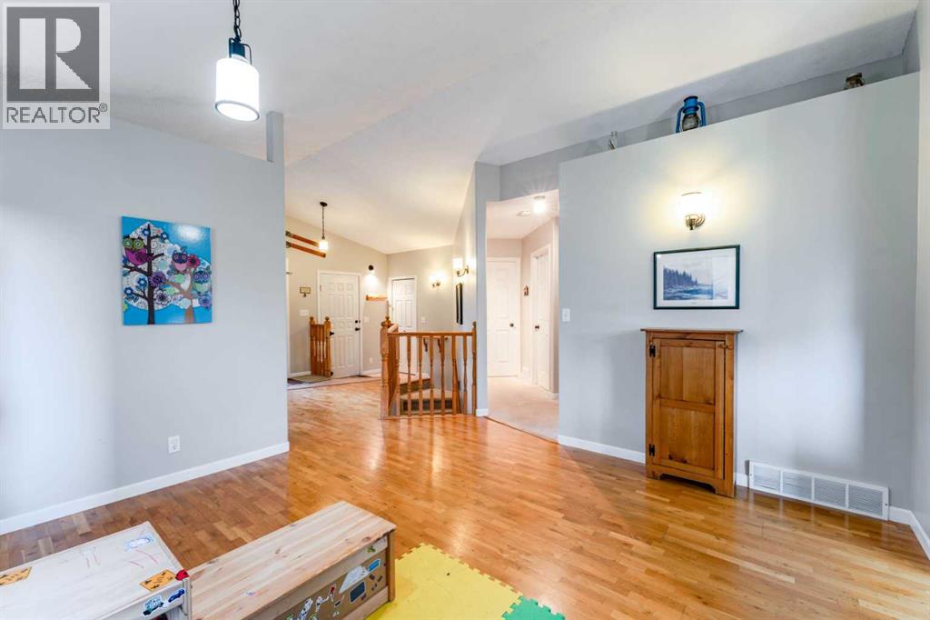 3013 214 Street Property Photo 8