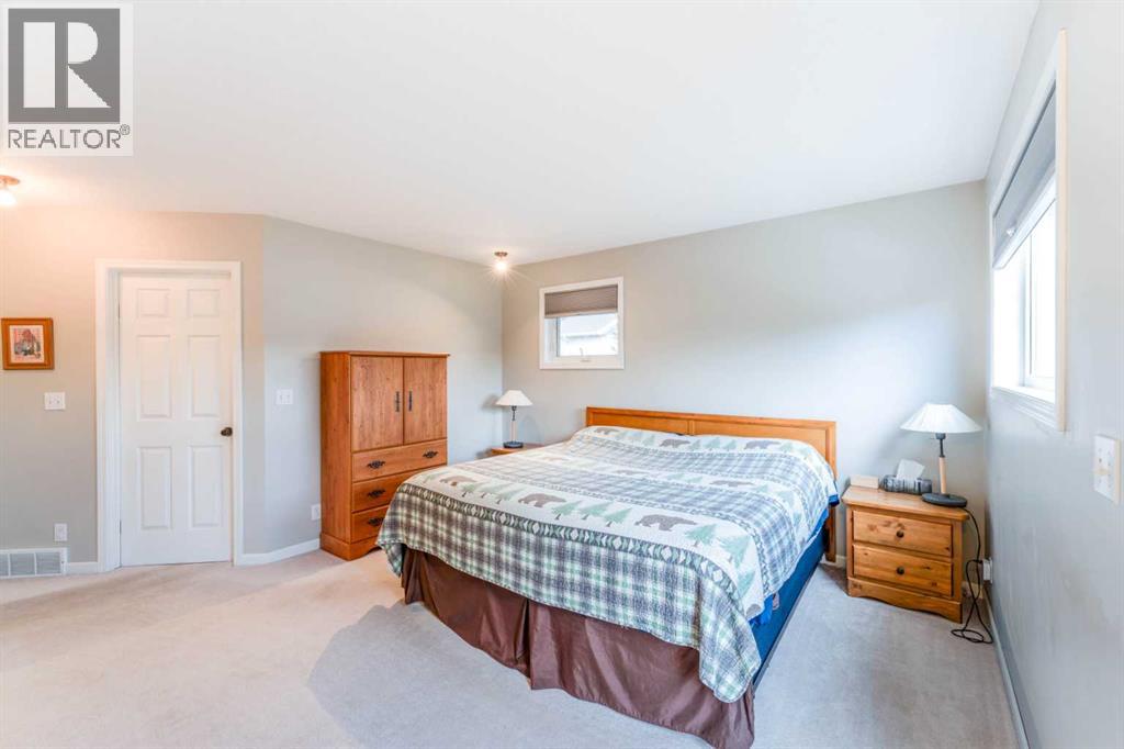 3013 214 Street Property Photo 16