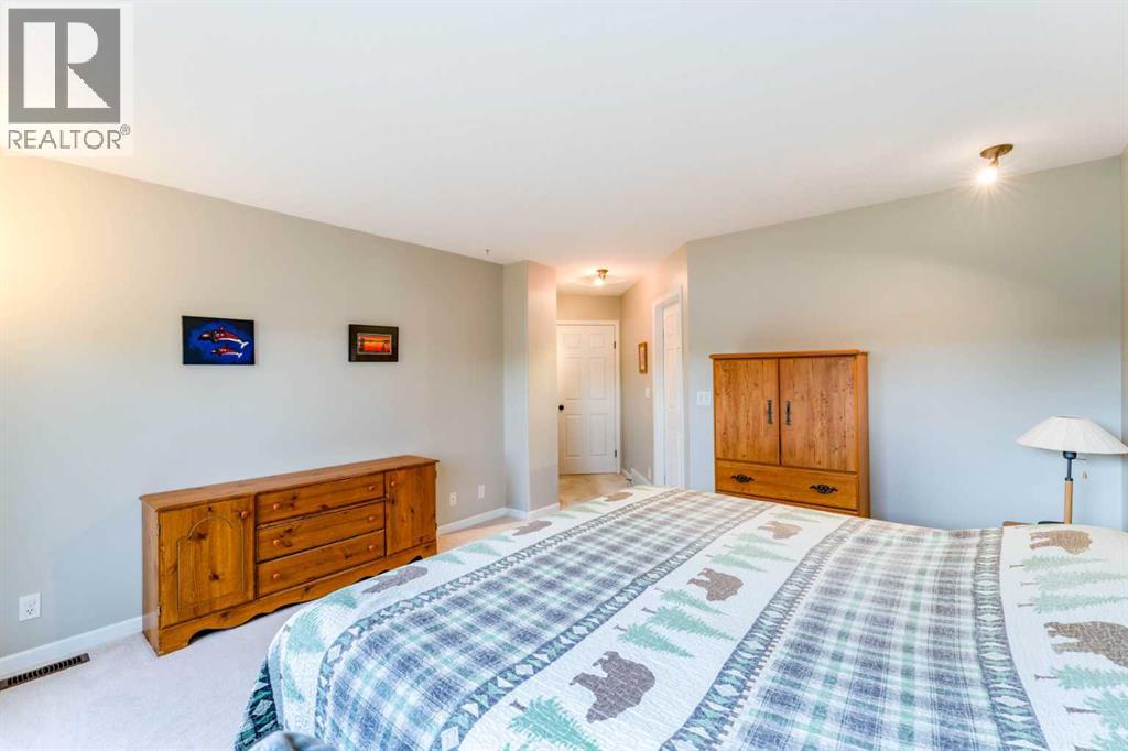3013 214 Street Property Photo 17