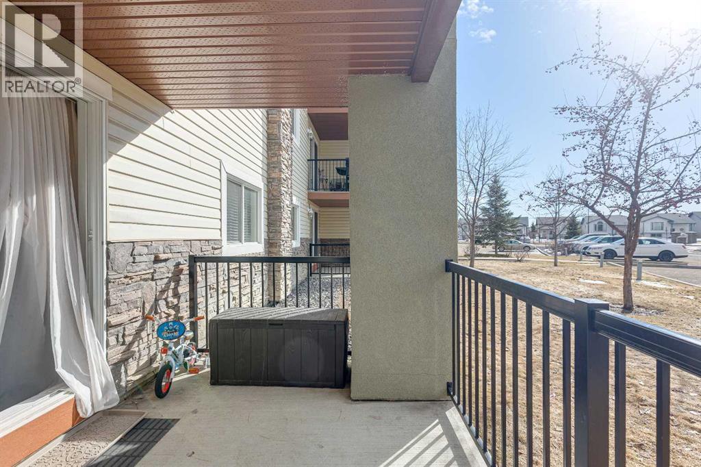12 Ironside Street Property Photo 4