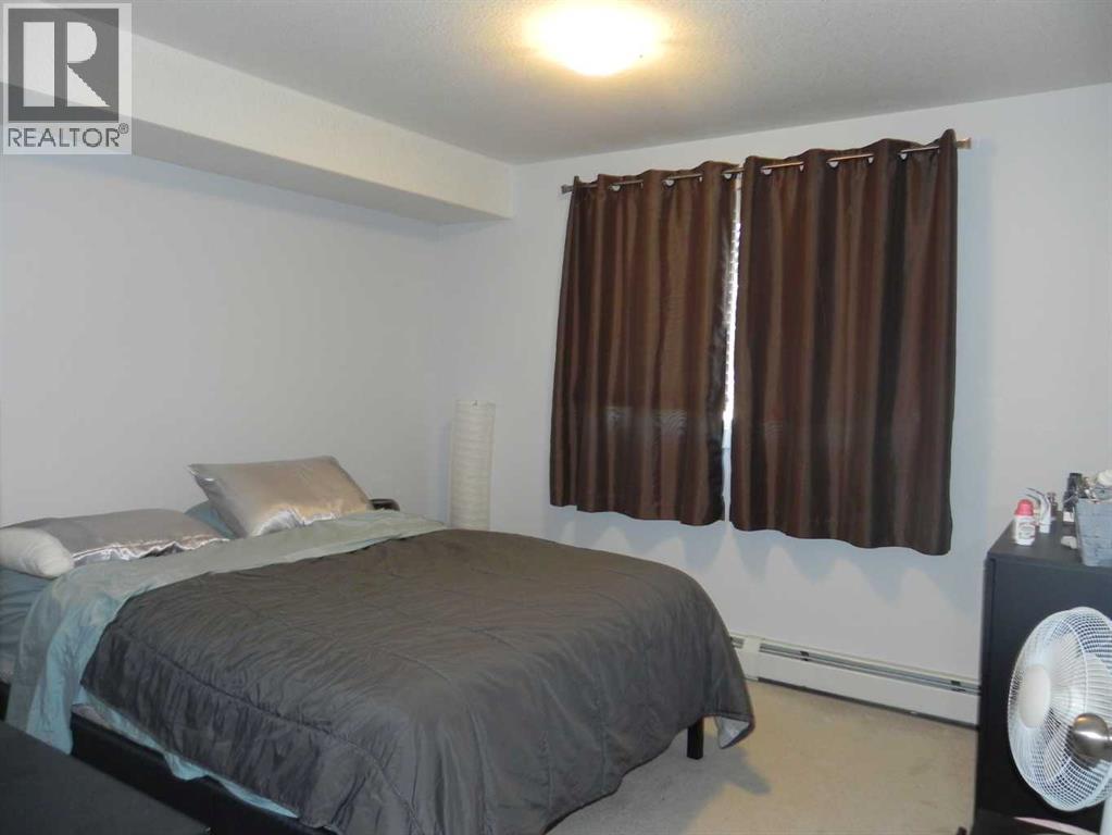 12 Ironside Street Property Photo 9