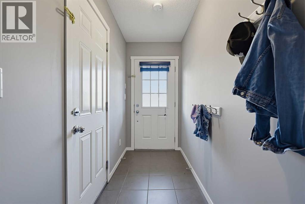 79 Evansview Gardens Nw Property Photo 4