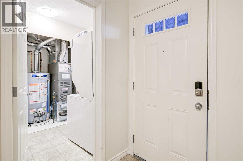 105 Silkstone Road West Property Photo 8
