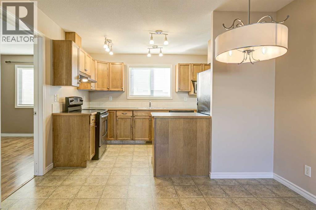 105 Silkstone Road West Property Photo 24
