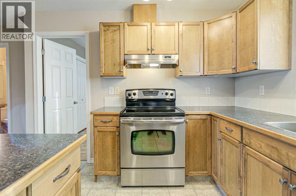 105 Silkstone Road West Property Photo 31
