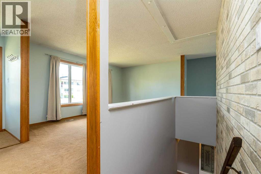3408 52 Avenue Property Photo 10