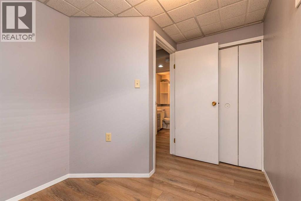 3408 52 Avenue Property Photo 25