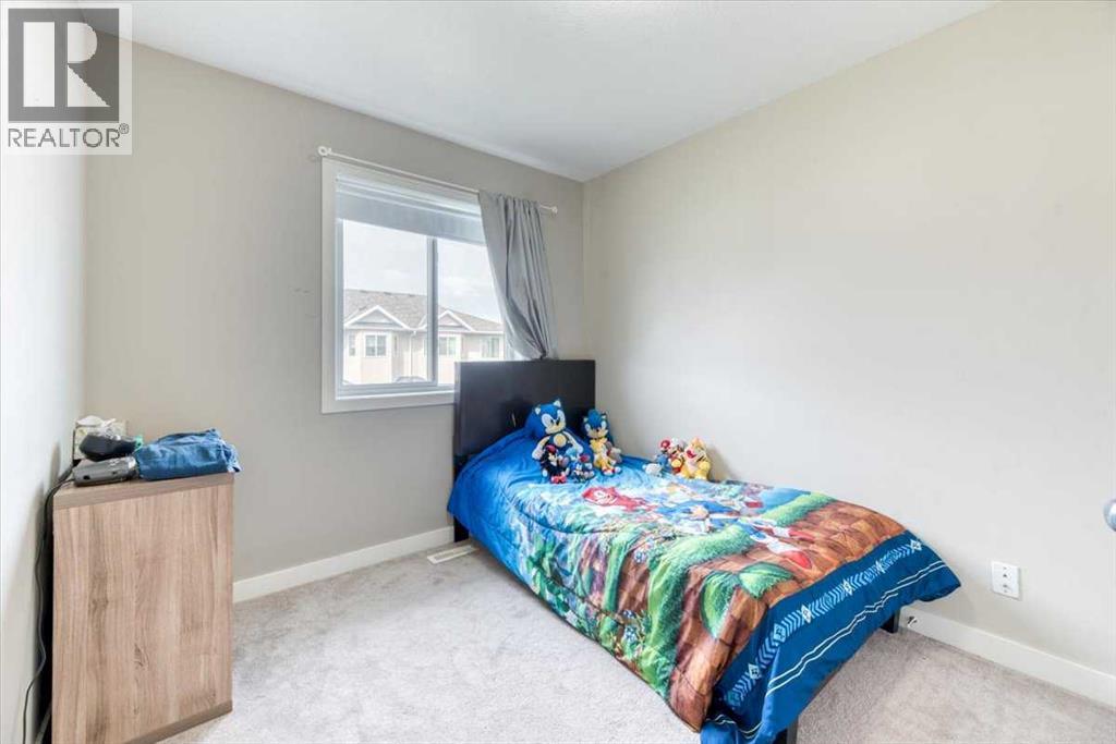 318 Strathcona Circle Property Photo 17
