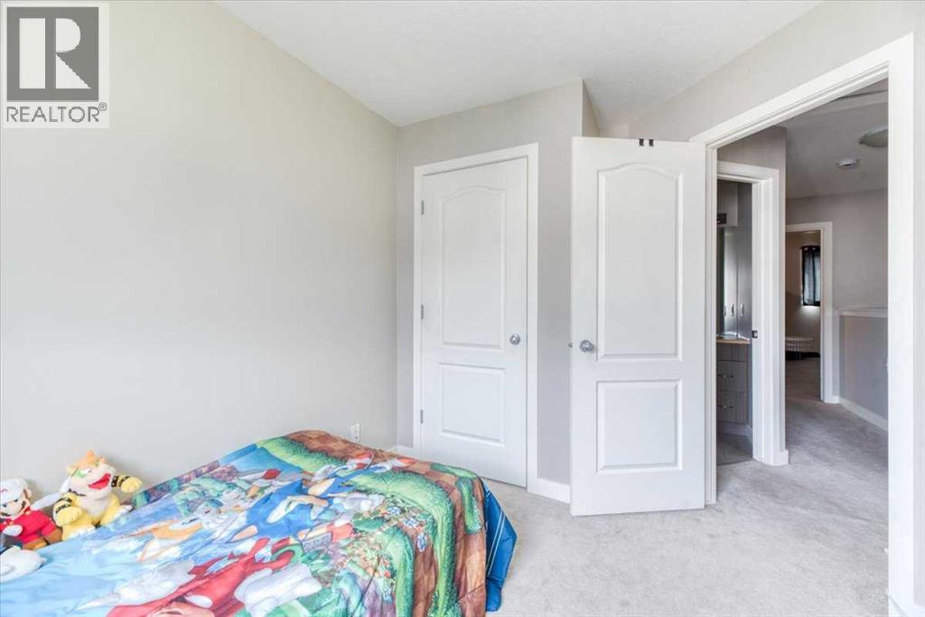 318 Strathcona Circle Property Photo 18