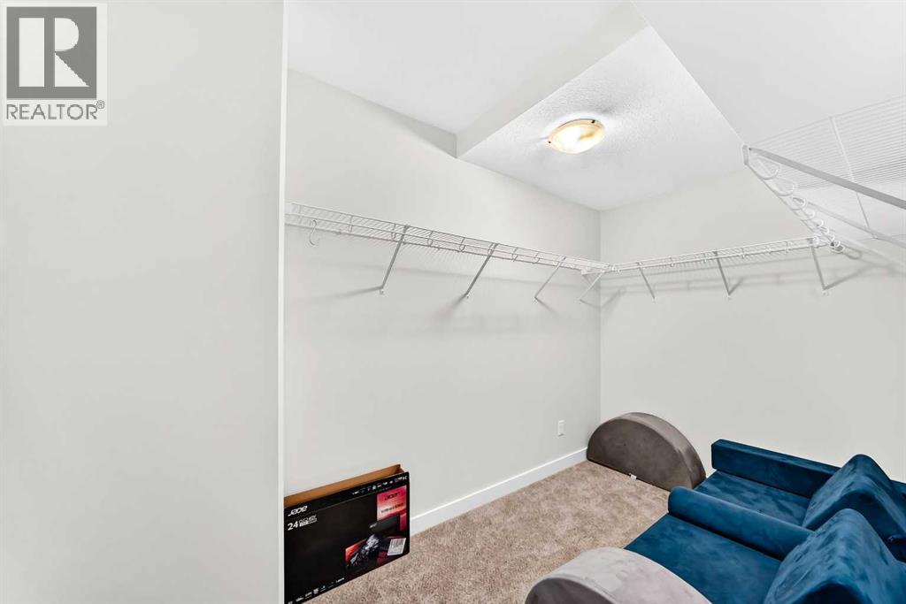 69 Aquitania Circle West Property Photo 26
