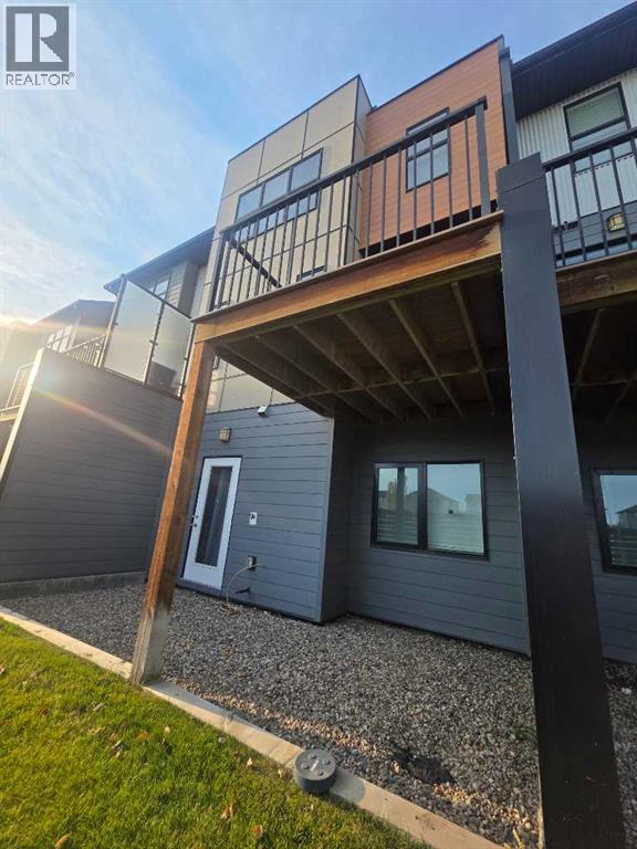 69 Aquitania Circle West Property Photo 34