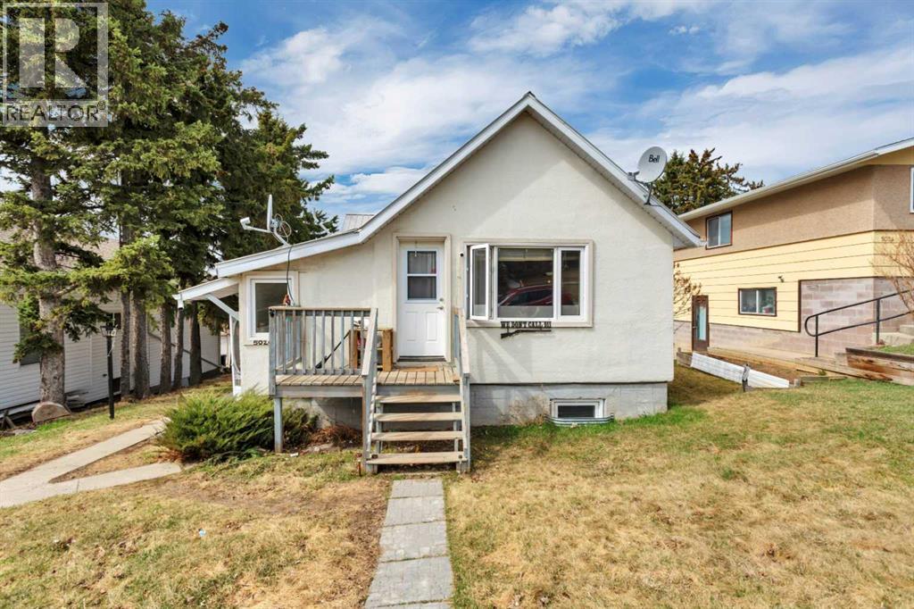5020 51 Street Property Photo 41