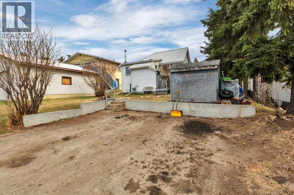 5020 51 Street Property Photo 46