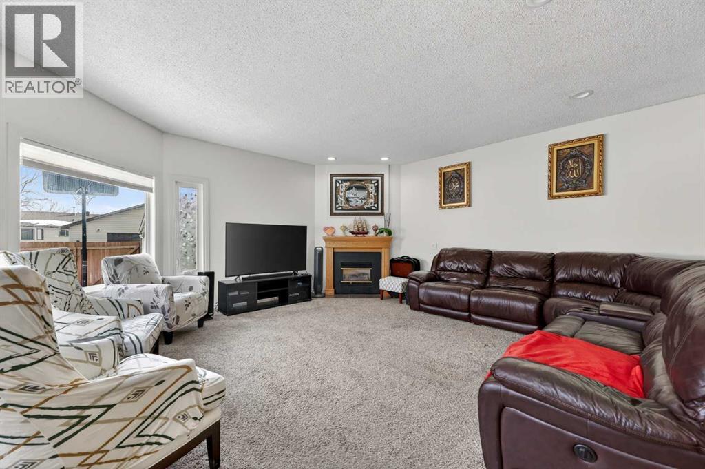 5835 28 Avenue Ne Property Photo 16