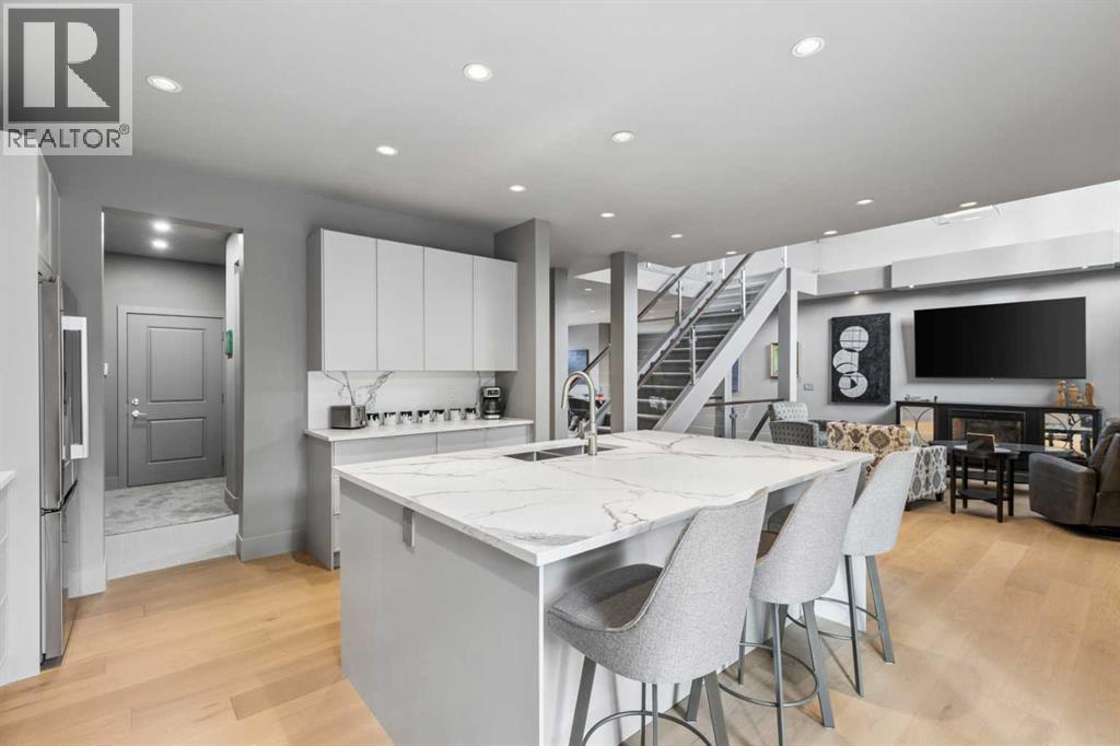 18 West Point Mews Sw Property Photo 10
