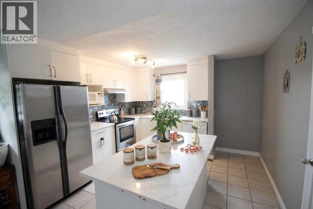 379 Falmere Road Ne Property Photo 2