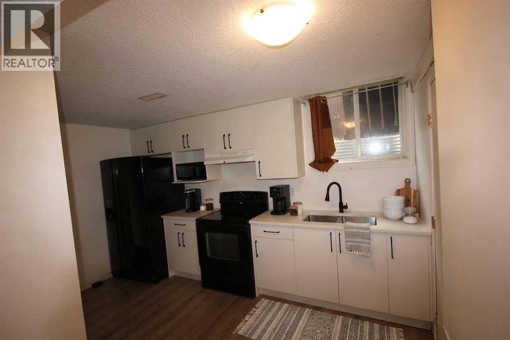 379 Falmere Road Ne Property Photo 10