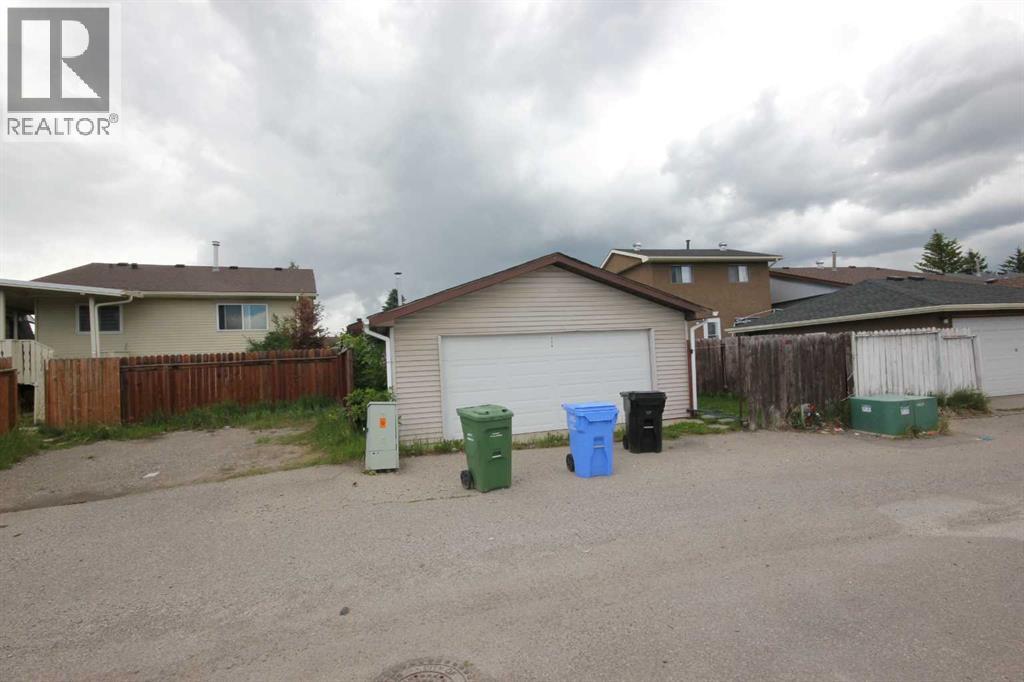 379 Falmere Road Ne Property Photo 16
