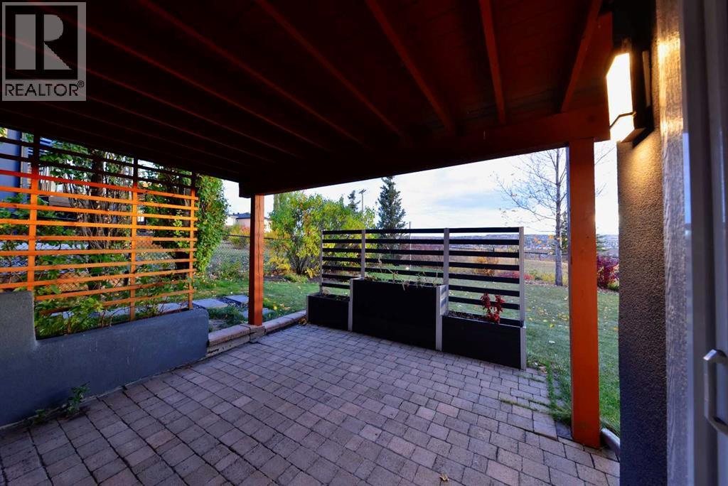 170 Panamount Road Nw Property Photo 6