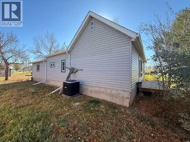 105 Farrar Street Property Photo 4