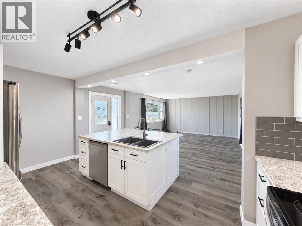 4220 7 Avenue Property Photo 17