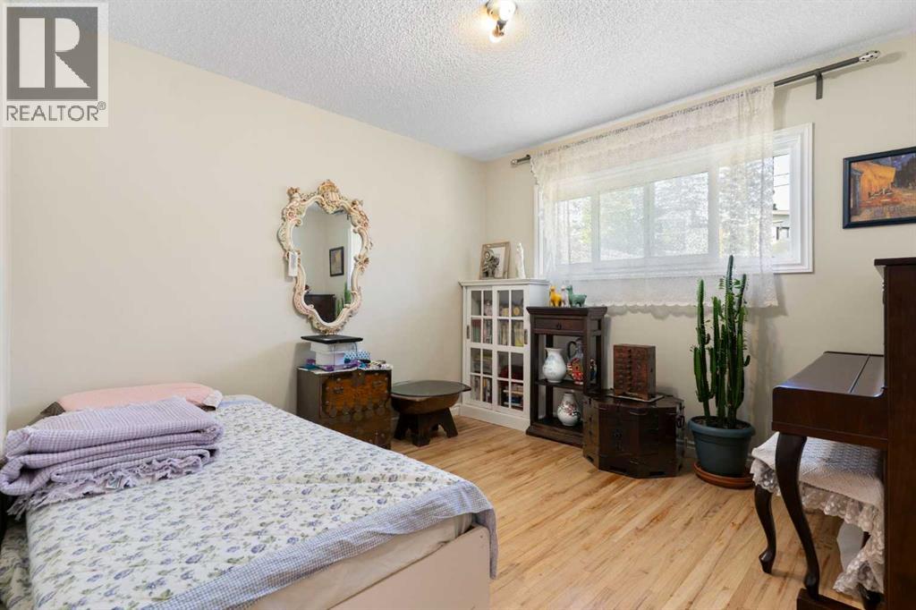87 Hillgrove Drive Sw Property Photo 18