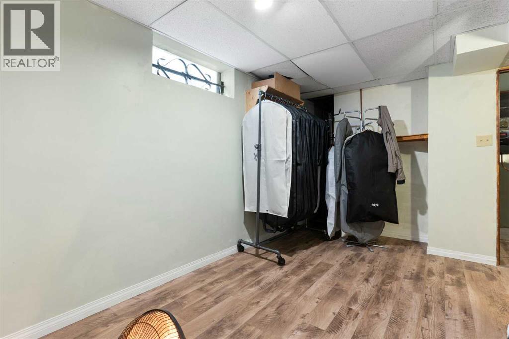 87 Hillgrove Drive Sw Property Photo 32