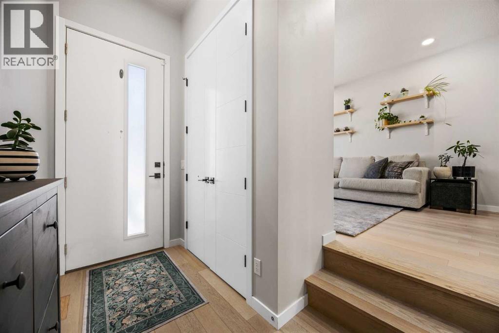 2127 12 Street Nw Property Photo 2