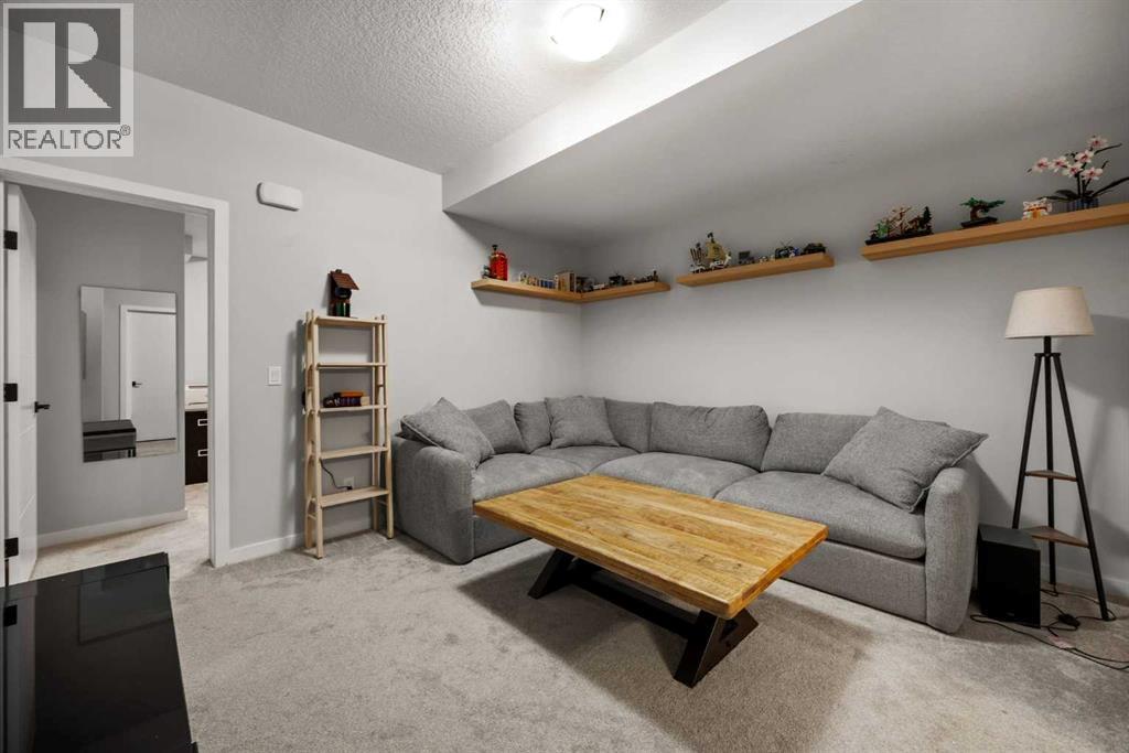 2127 12 Street Nw Property Photo 24