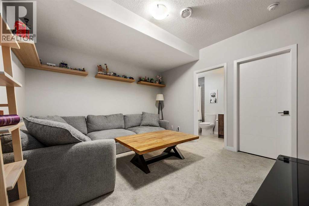 2127 12 Street Nw Property Photo 25