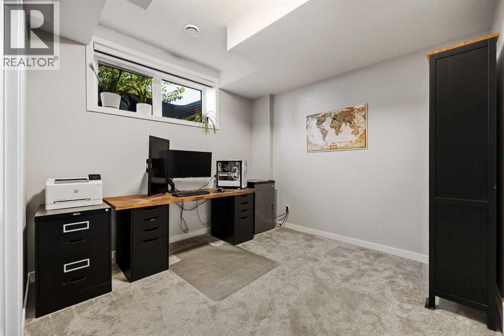 2127 12 Street Nw Property Photo 28