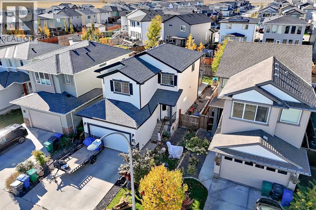 477 Moonlight Way W Property Photo 2