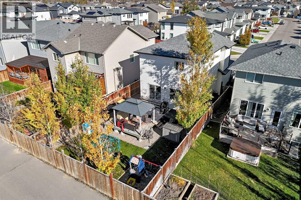 477 Moonlight Way W Property Photo 4
