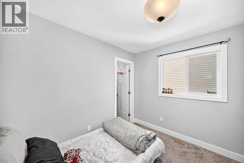 477 Moonlight Way W Property Photo 22