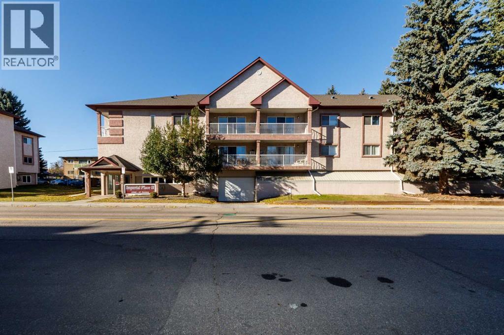 5330 57 Avenue Property Photo