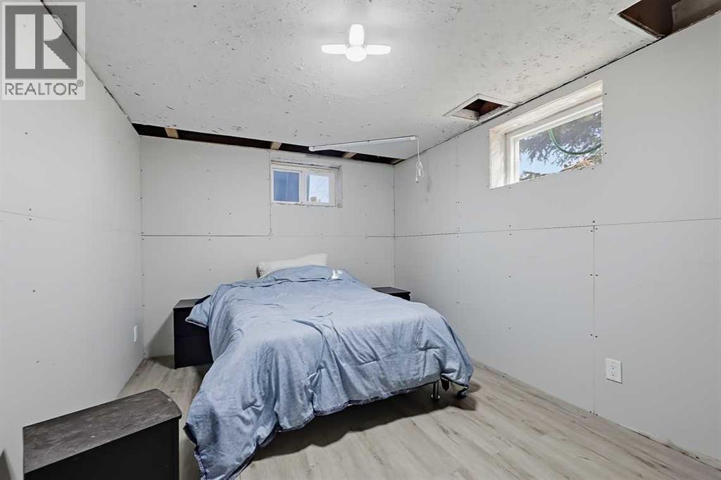 103 2 Street Se Property Photo 22