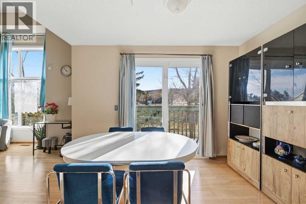 309 Sandringham Road Nw Property Photo 6