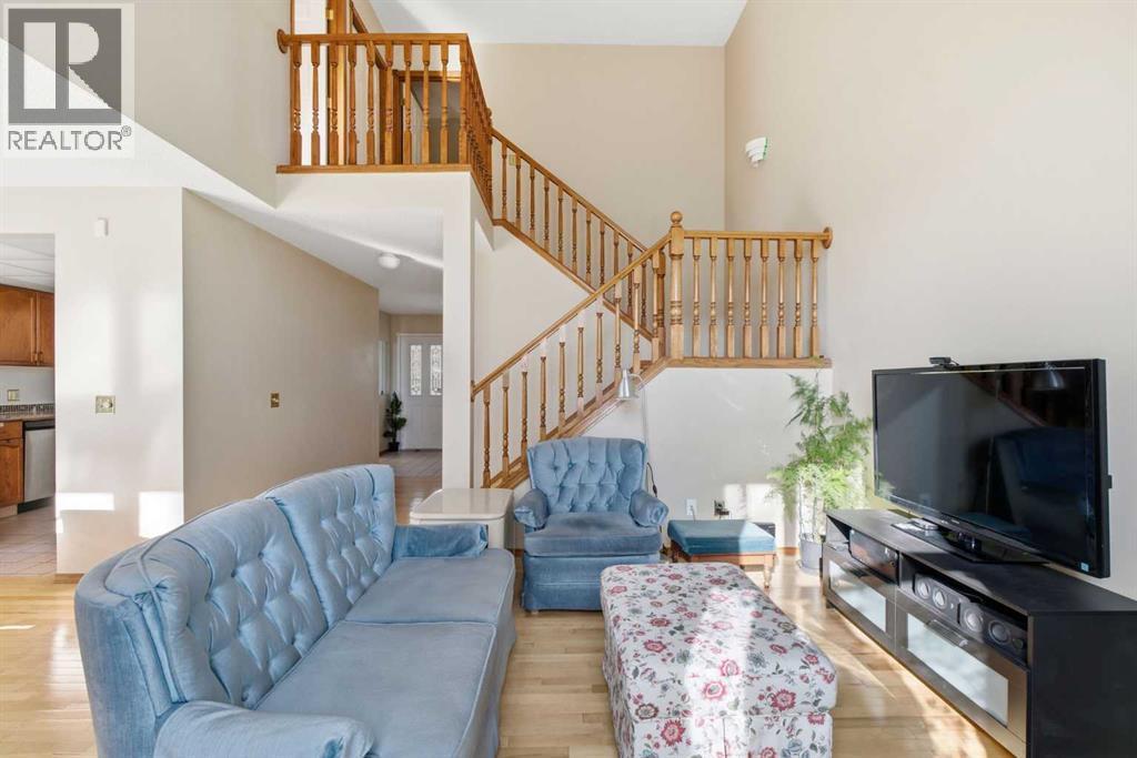 309 Sandringham Road Nw Property Photo 10