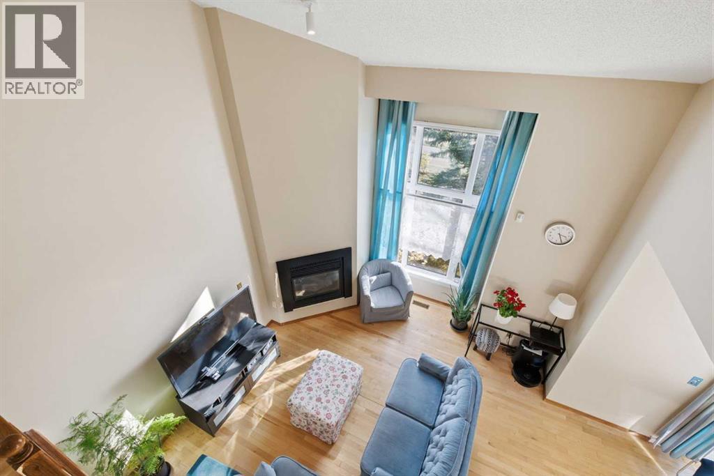 309 Sandringham Road Nw Property Photo 12
