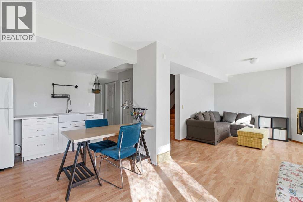 309 Sandringham Road Nw Property Photo 18