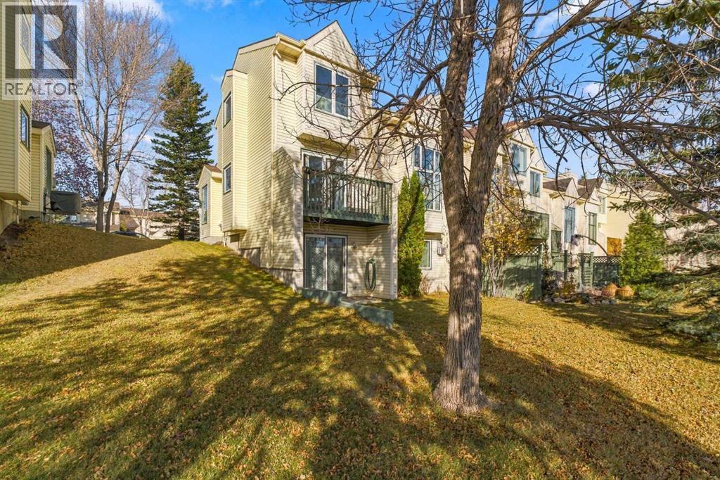 309 Sandringham Road Nw Property Photo 21