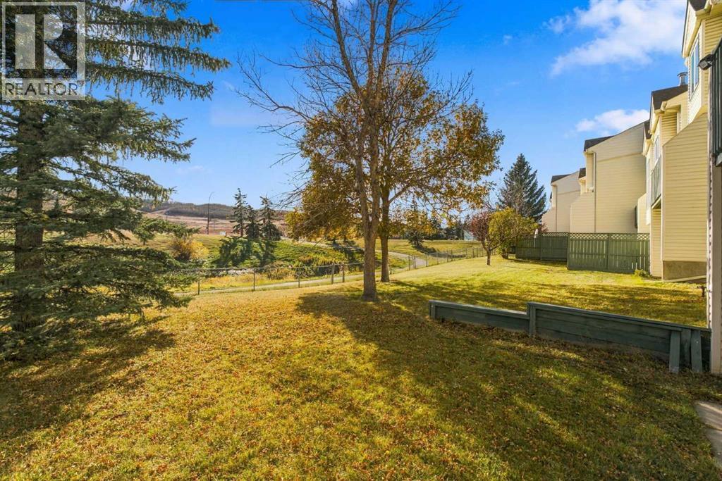 309 Sandringham Road Nw Property Photo 22