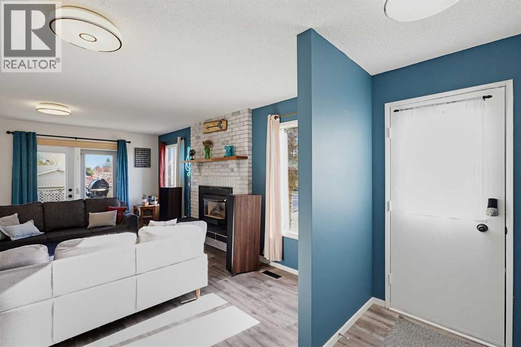 5103 60 Street Close Property Photo 18